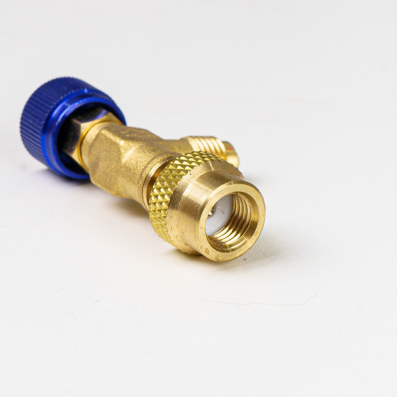 Elitech Safety Valve Refrigerant Charging Valve Brass Liquid Safety Valve for R134a R22 R407 R404 1/4in Male1/4in Female Air Conditioner Manifold